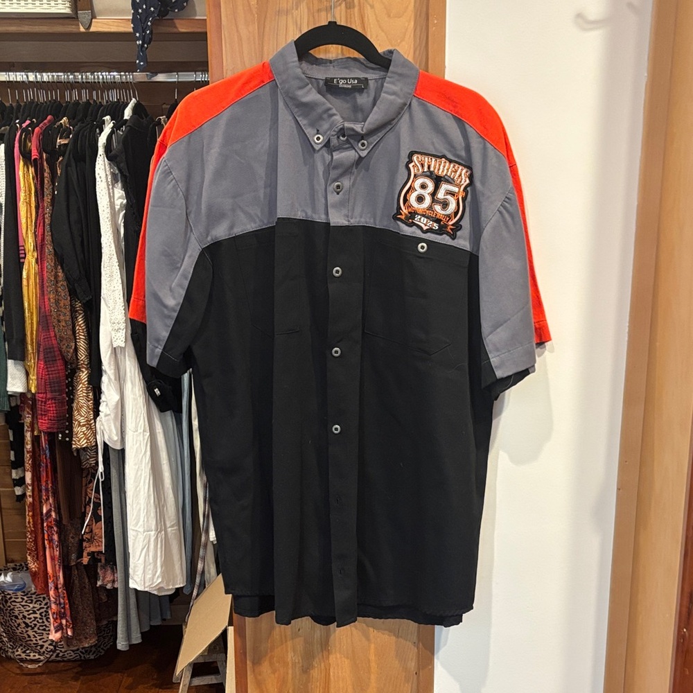 Stylish Black and Gray Button-Up Shirt